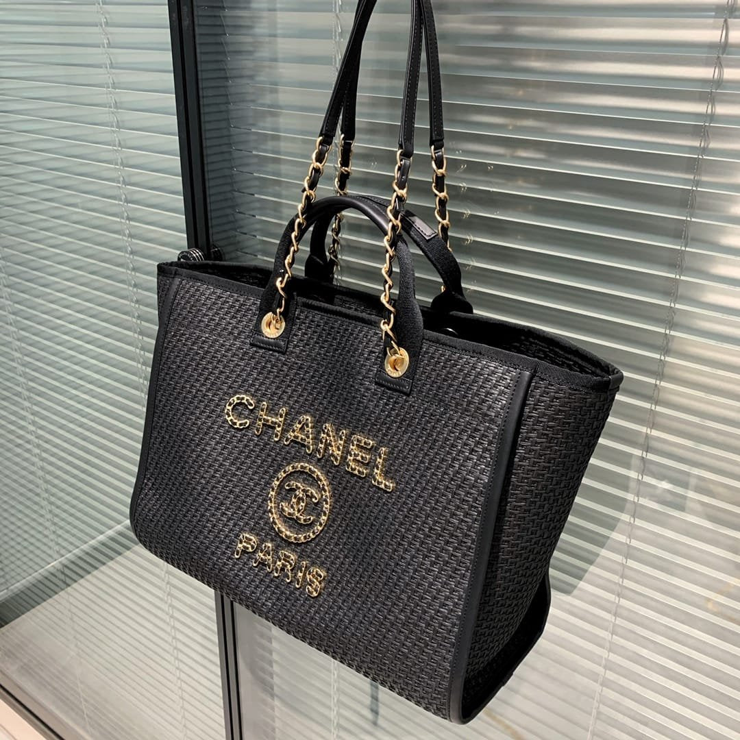 Black Large Tote R93586