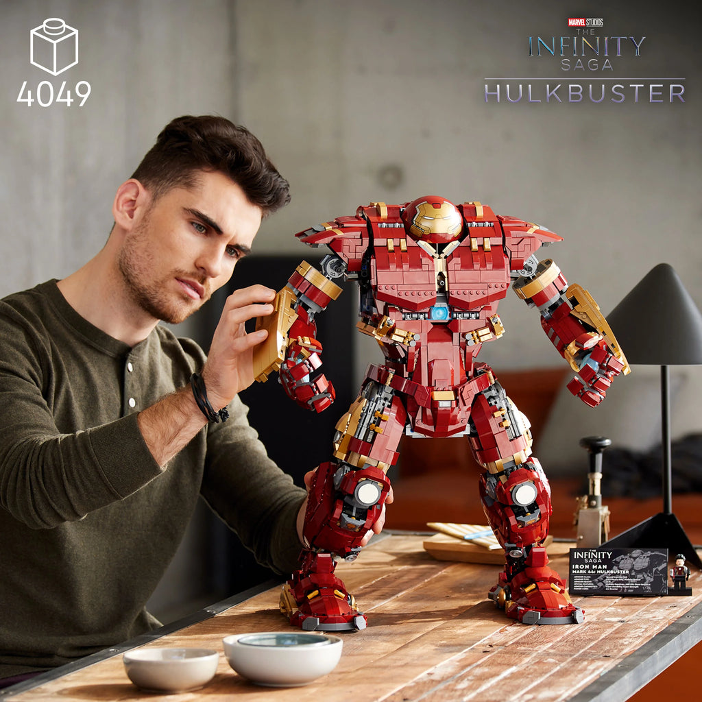 LEGO Marvel Building Set - Red Display Model O67317