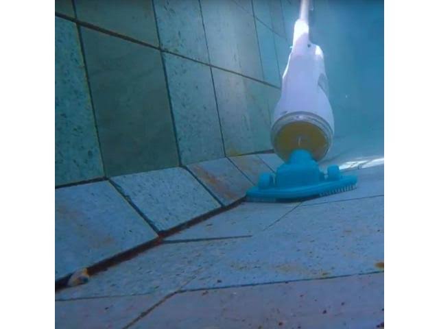 3-Piece Rechargeable Above-Ground Swimming Pool Vacuum J583
