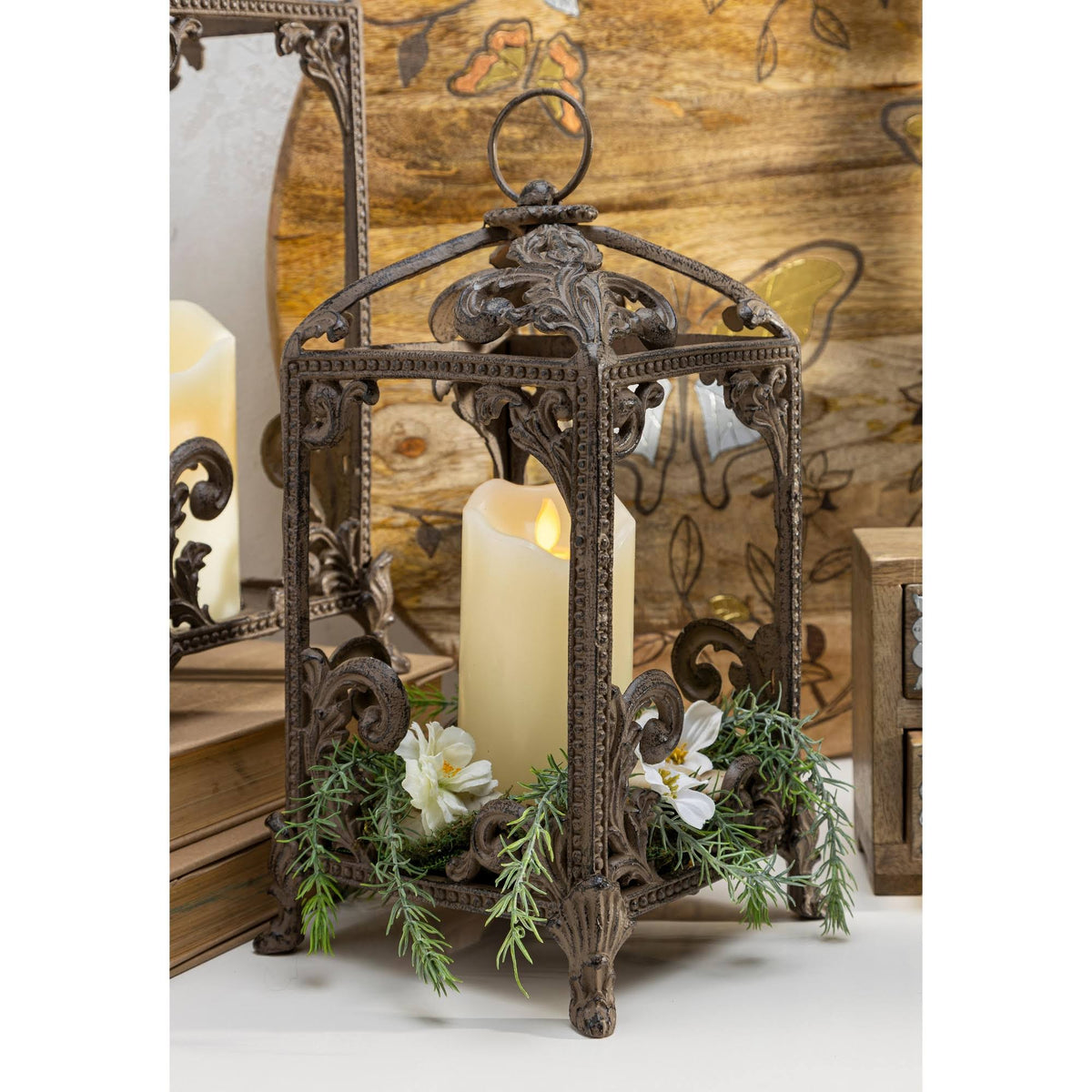 Medium Metal Lantern R55395
