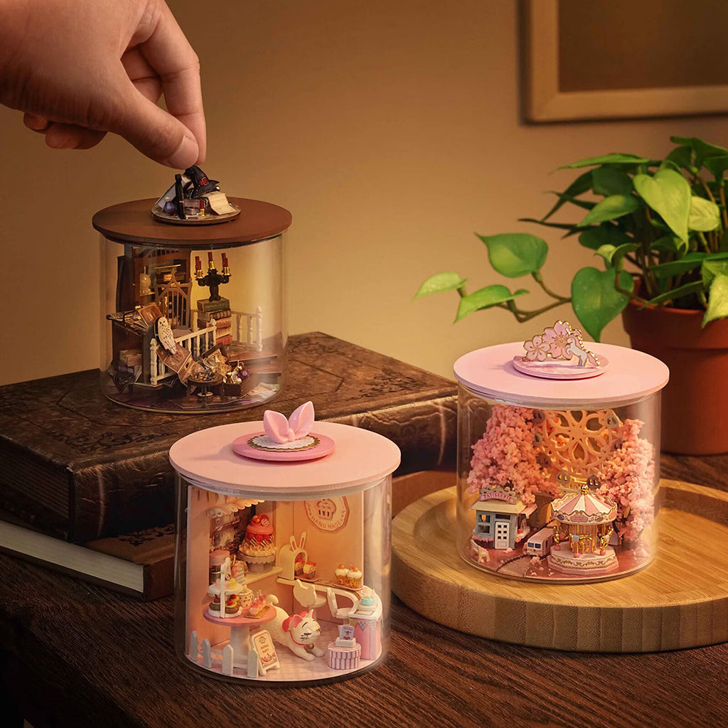 DIY Miniature Dollhouse Kit with LED O7322