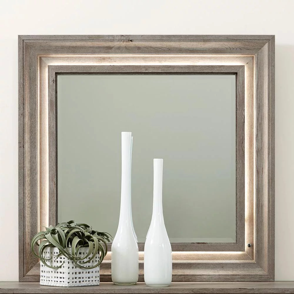 Lighted Mirror N563