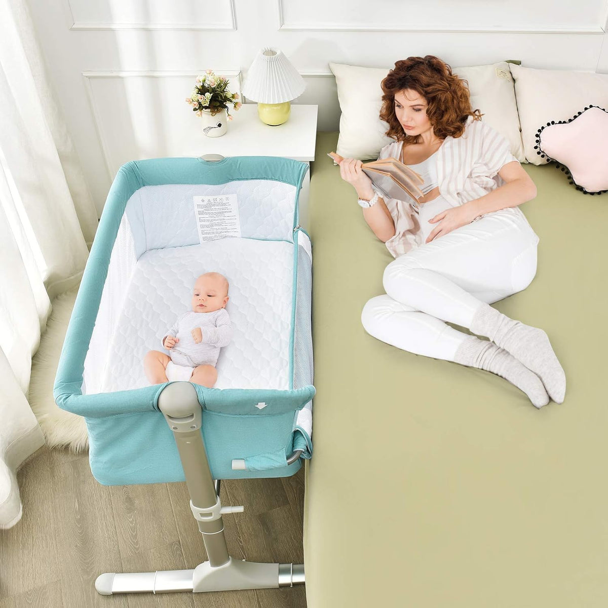 Portable Baby Bassinet with Carrying Bag, Breathable Mesh, Pink C82097