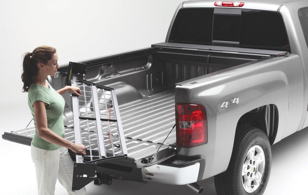 Rolling Truck Bed Divider S85312