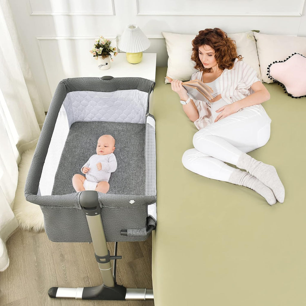 Portable Baby Bassinet with Carrying Bag, Breathable Mesh, Pink C82097