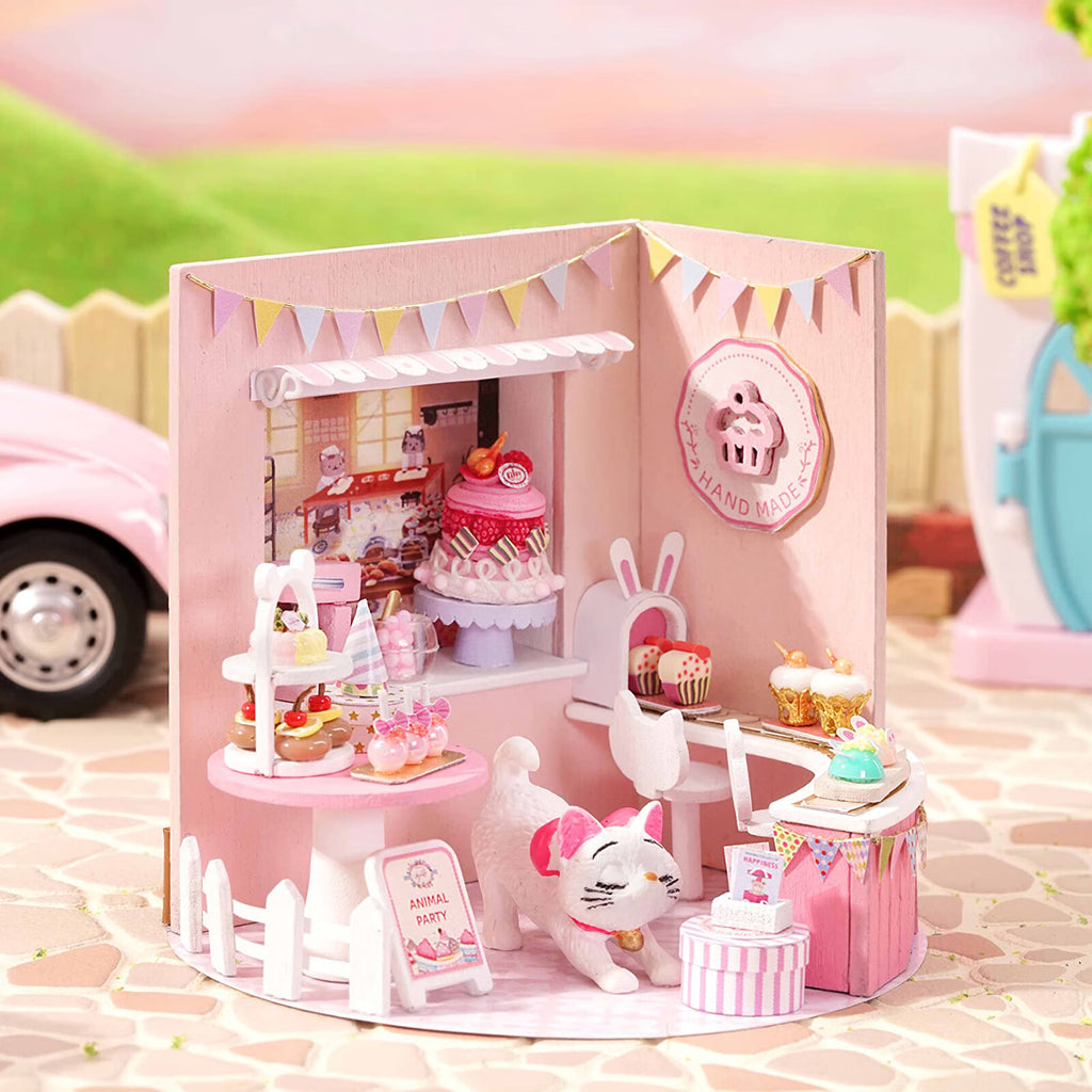 DIY Miniature Dollhouse Kit with LED O7322