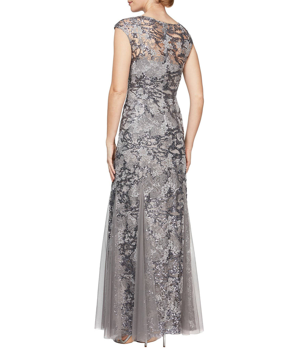 Illusion V-Neck Embroidered Lace Gown U674