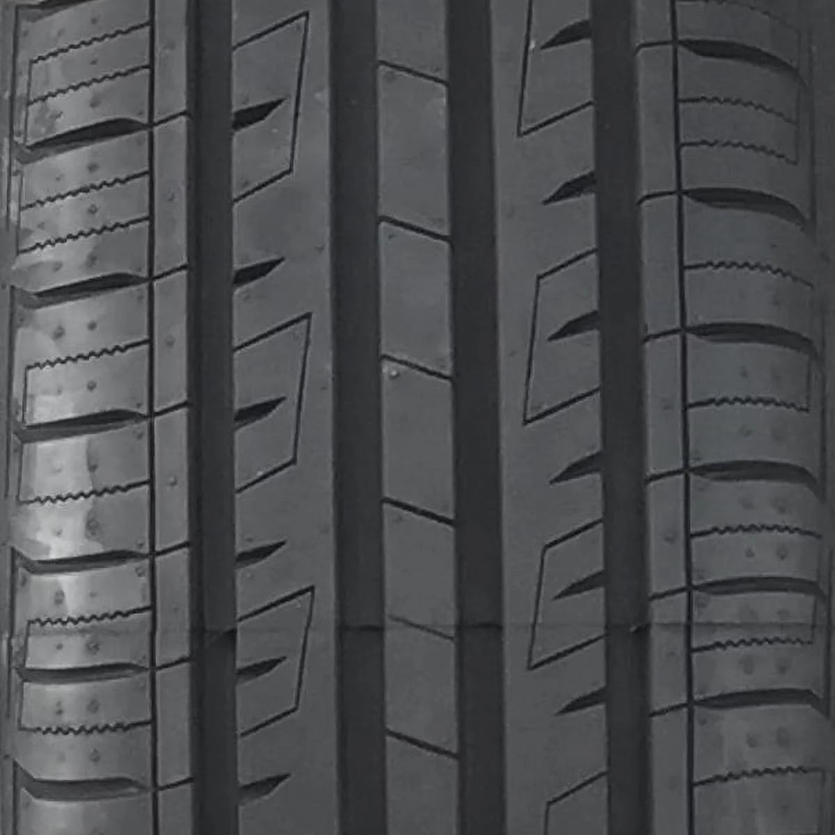 205/70R14 All Season Performance Tires Set of 4 G32805
