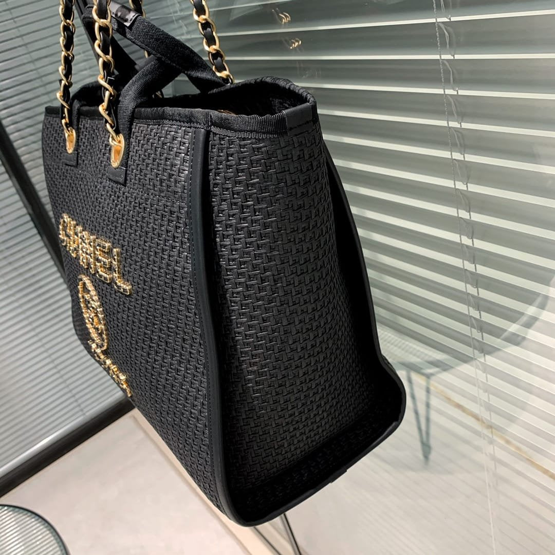Black Large Tote R93586