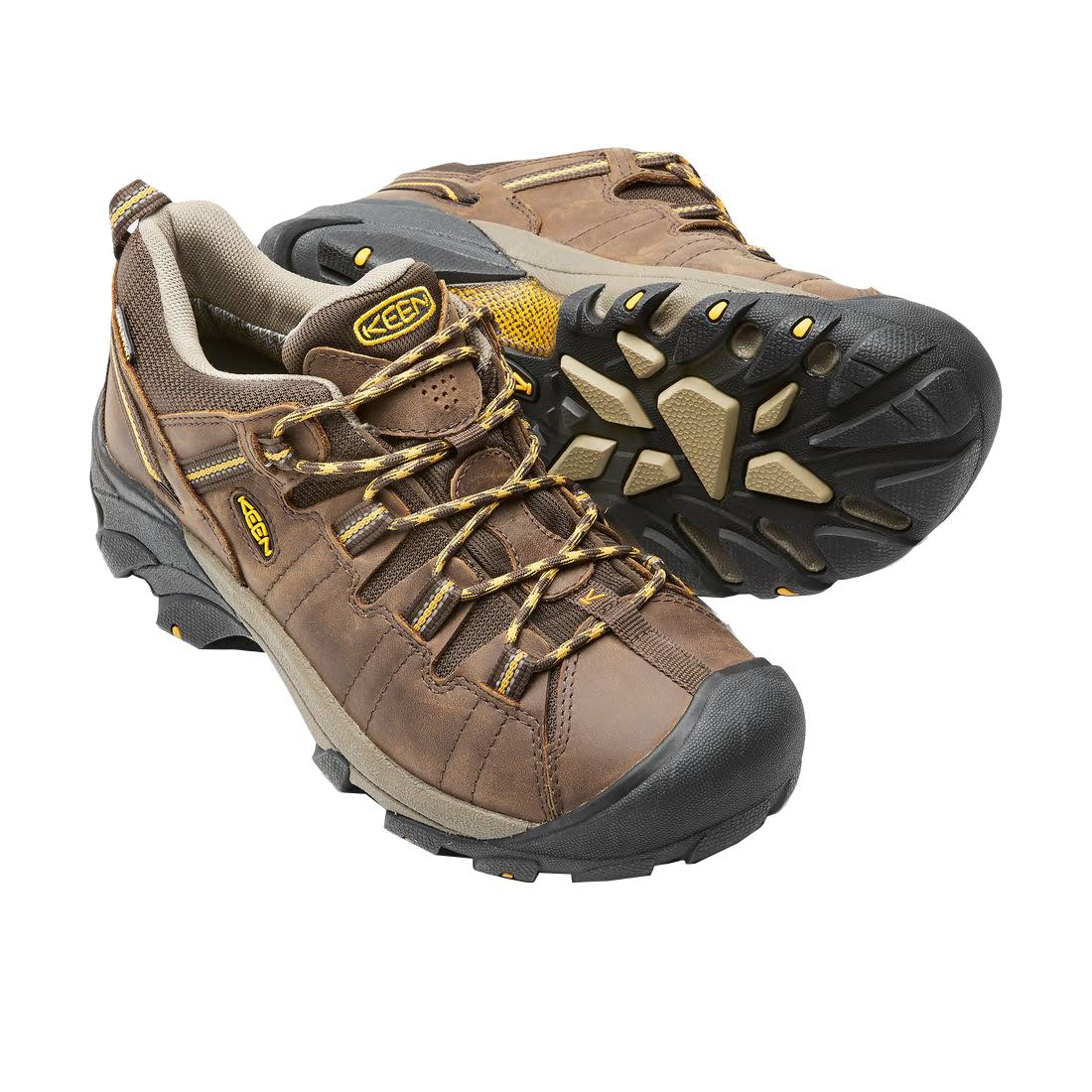 Cascade Brown Golden Yellow Men's Hiking Shoes Size 7.5 Wide Y74948