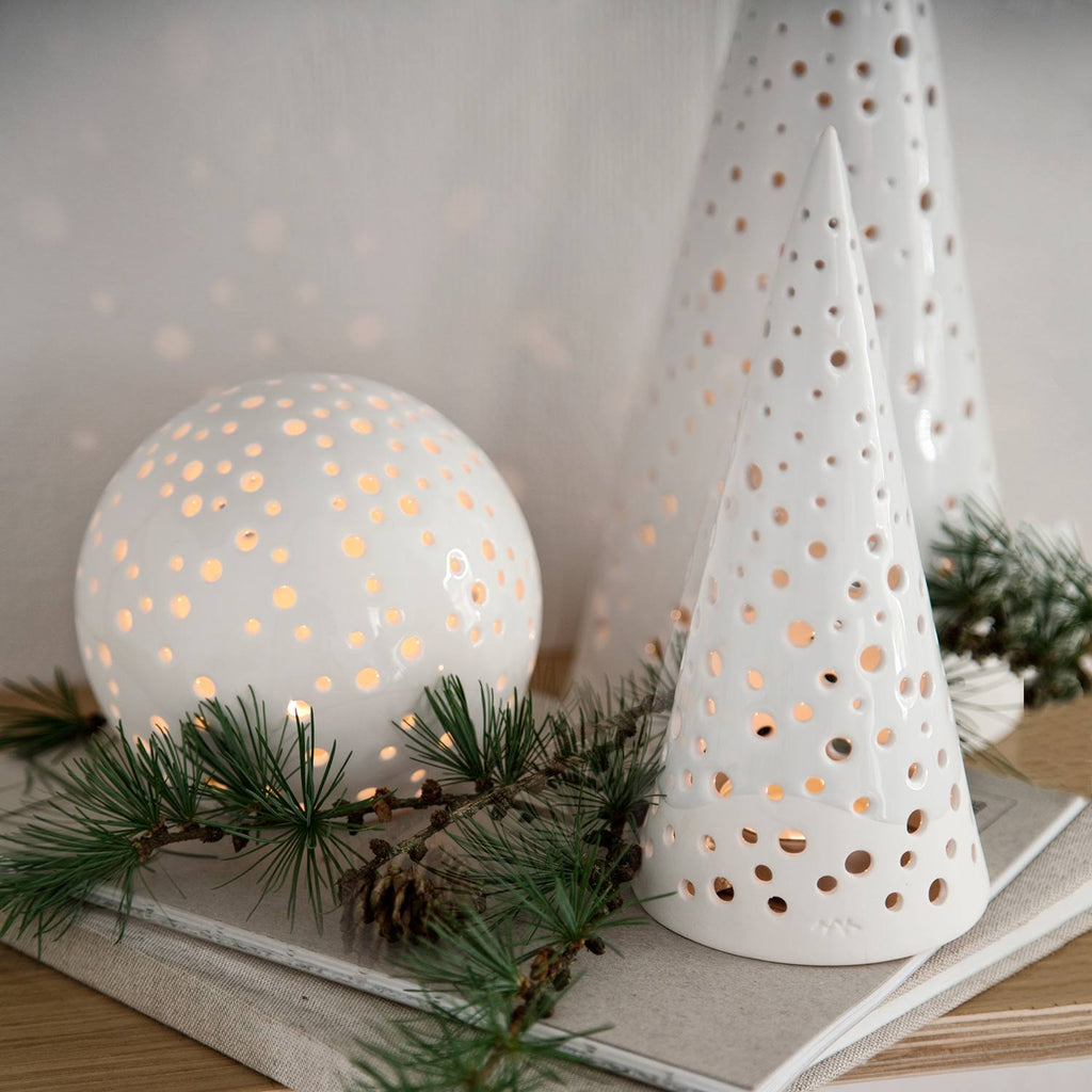 White Tealight Candle Ball 14 cm M752