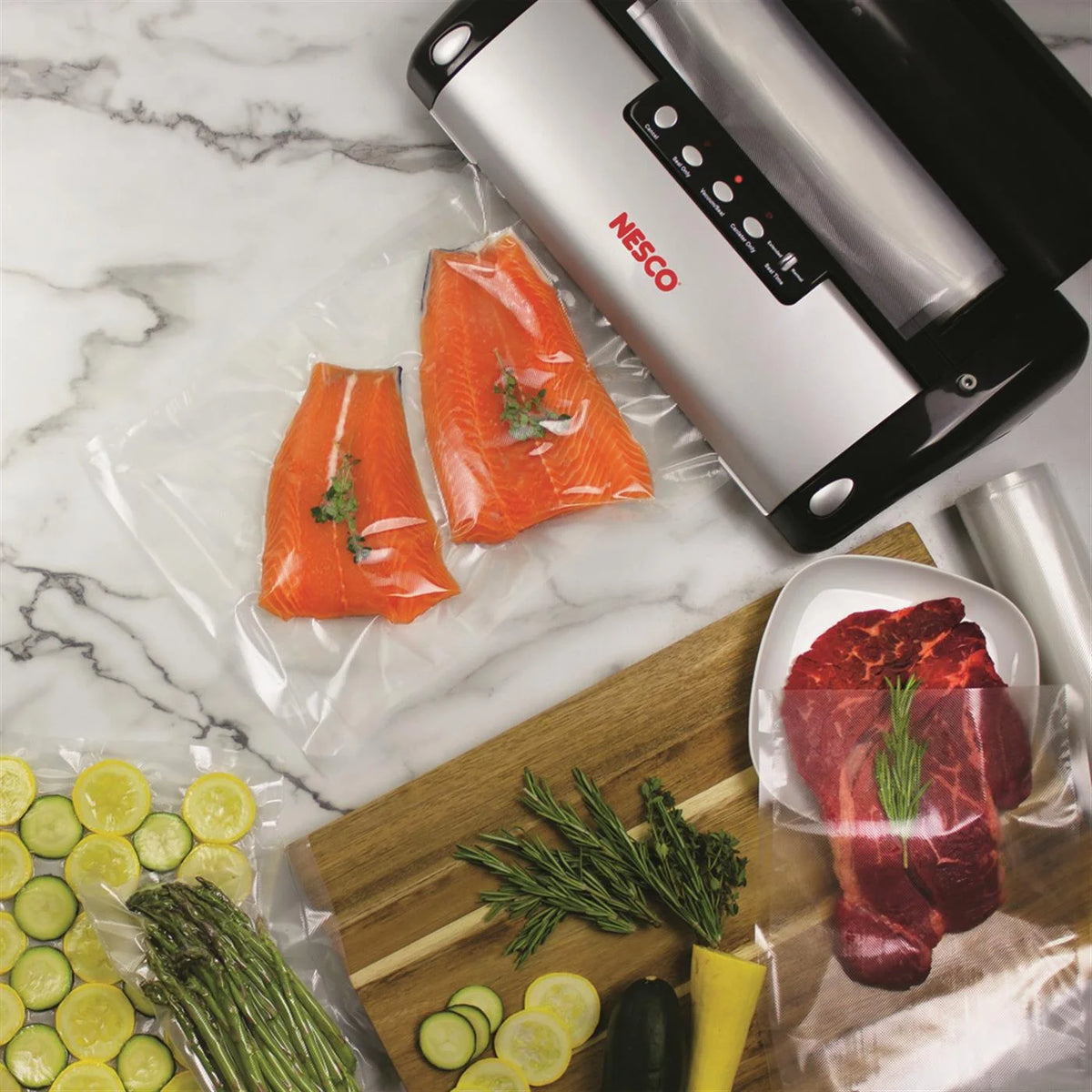Vacuum Sealer with 4 Rolls M110143